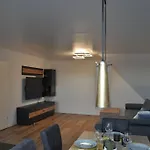 Διαμέρισμα Neubau, Luxus, 3-zi Wohn Fuer Kaffeegeniesser
