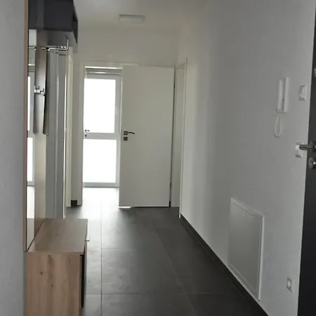 Neubau, Luxus, 3-zi Wohn Fuer Kaffeegeniesser Apartment *