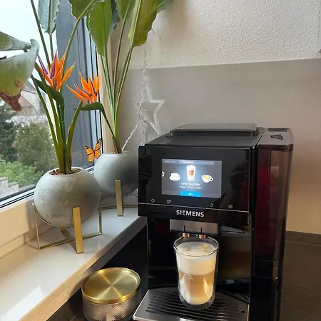 Neubau, Luxus, 3-zi Wohn Fuer Kaffeegeniesser Apartment *